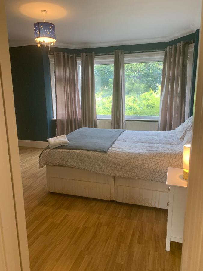 A Cozy House To Stay In Sunny Борнмът Екстериор снимка
